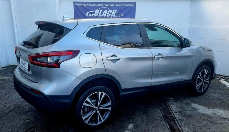 Nissan Qashqai cena 73850 przebieg: 84000, rok produkcji 2019 z Łaszczów małe 211